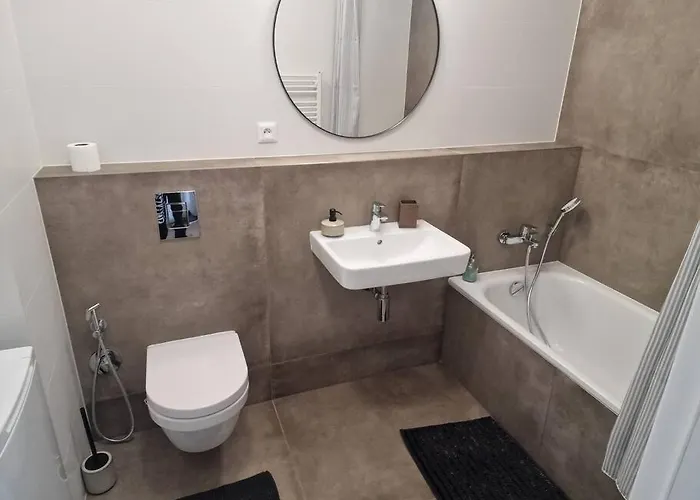 Stylish Urban With Parking Spot