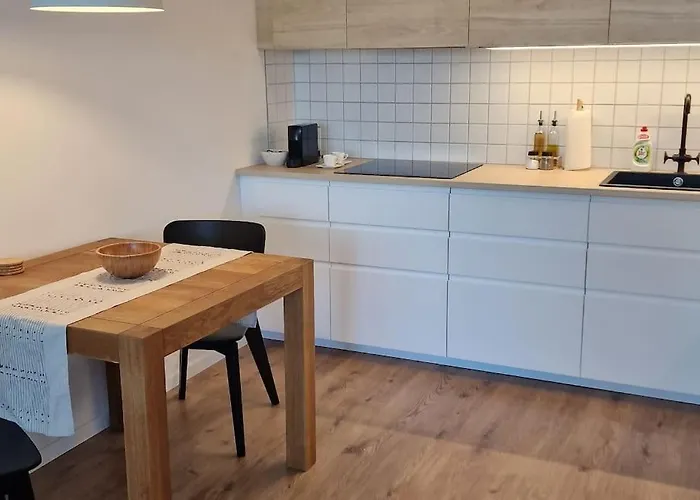 Apartament Stylish Urban With Parking Spot Bratislava